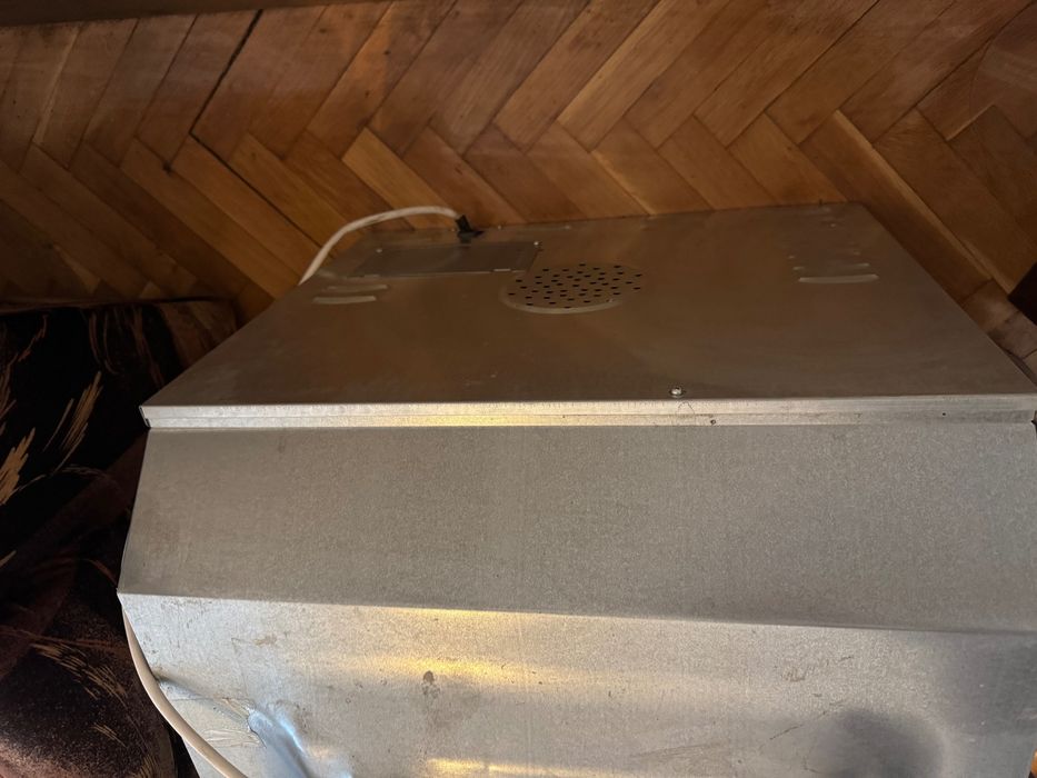 Фурна за вграждане | Работеща но става и за части