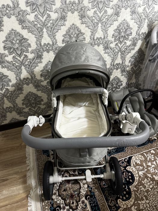 Коляска детская новая