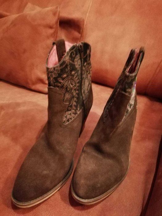 Desigual - красиви боти