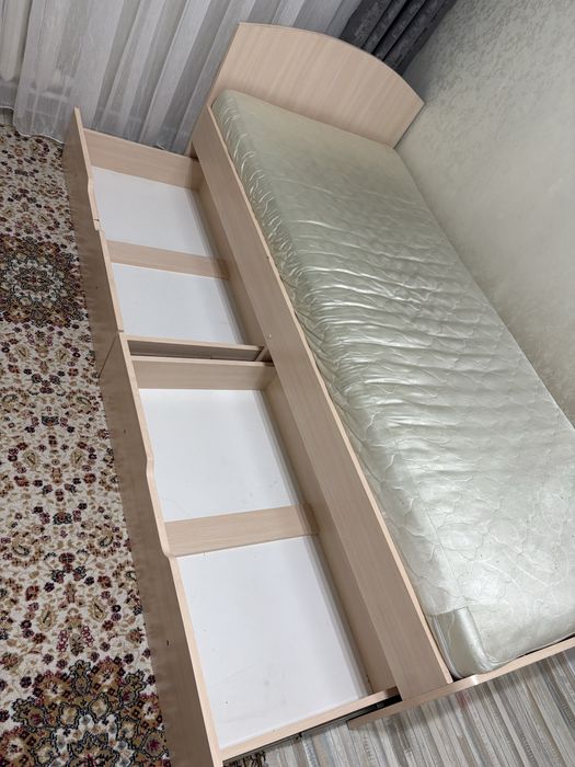 Продается кровать