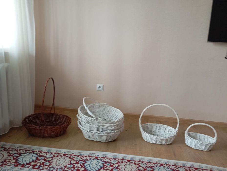 Корзины плетеные