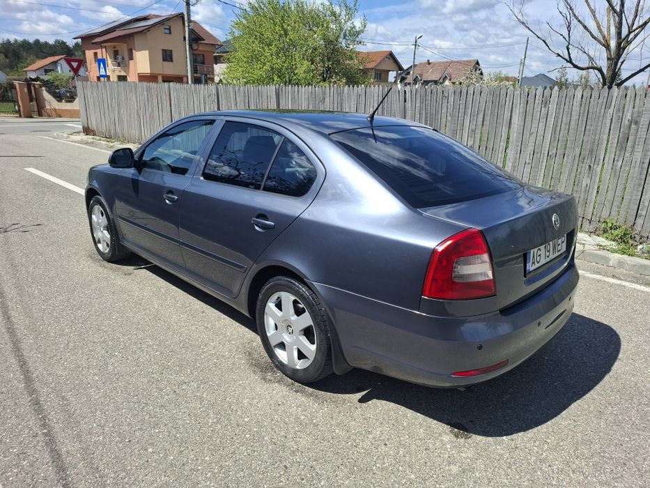 Skoda Octavia 1.6Mpi Gpl//2012
Benzina +Gpl 
An fabricație 12.2011
Euro 5
GPL valabil pana in 2030
Proprietar in acte de 3 ani
Geamuri electric