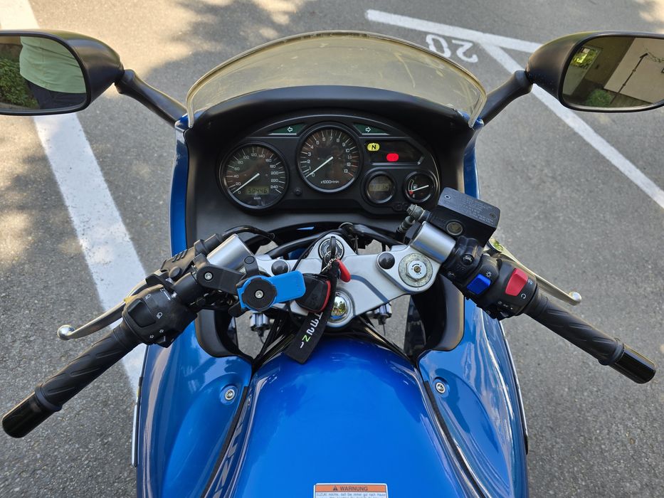 Vand Suzuki GSX 600f