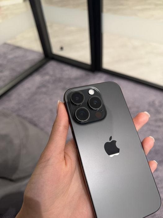 iPhone 15 Pro, 128 GB