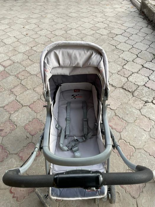 Продаётся детская коляска