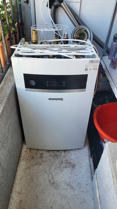 Centrala Termic Buderus Logamax GB012