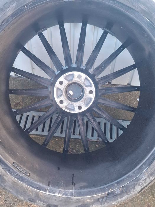 Джанти 22 цола 22x11.5J ET38 с гуми Continental 335/25 ZR22 – 4 броя