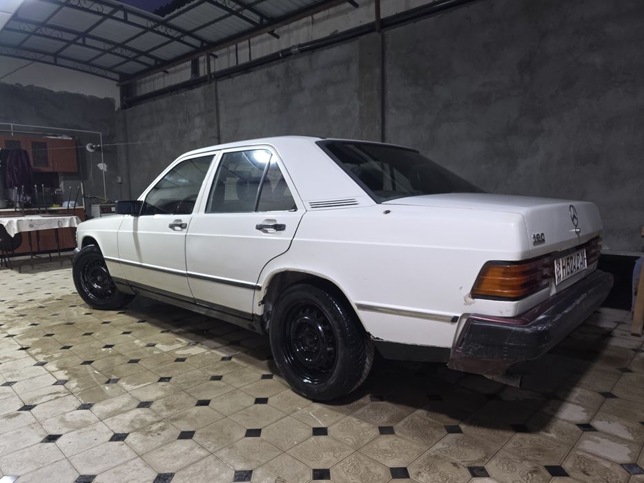 Mersedes benz 190 E