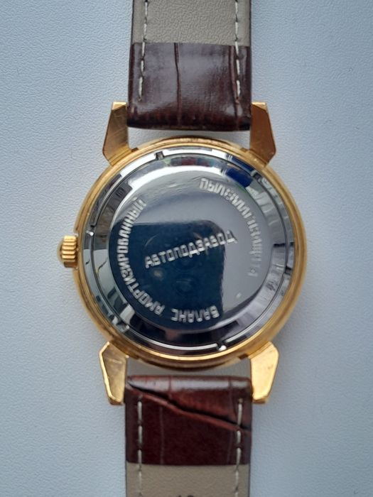 Продам часы СССР