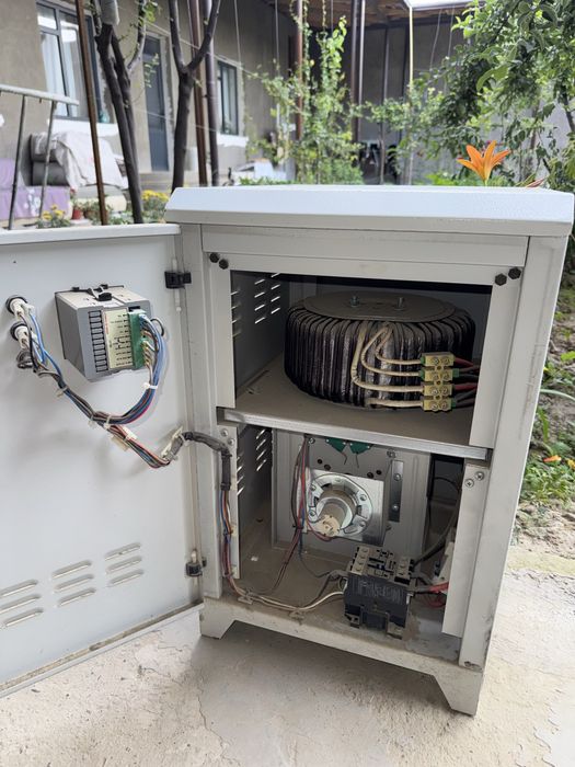 стабилизатор напрежения stabilizator 15KVA