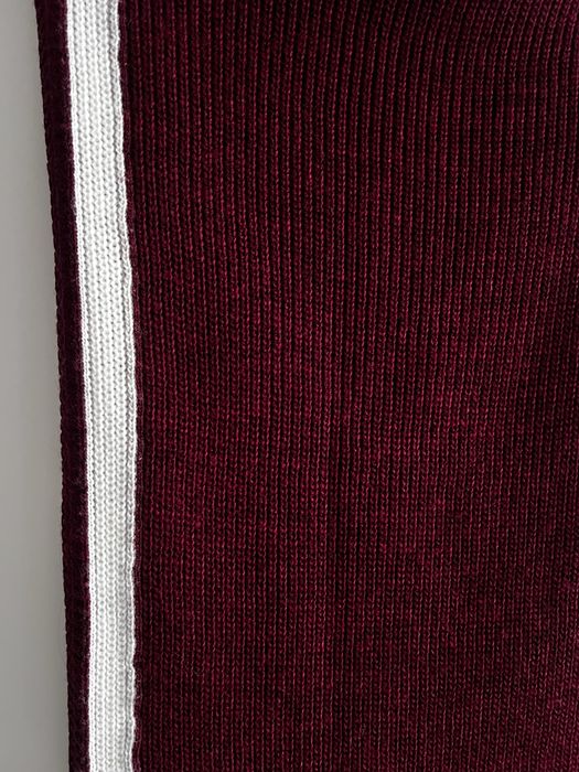 Плетен сет в бордо - пола и елек