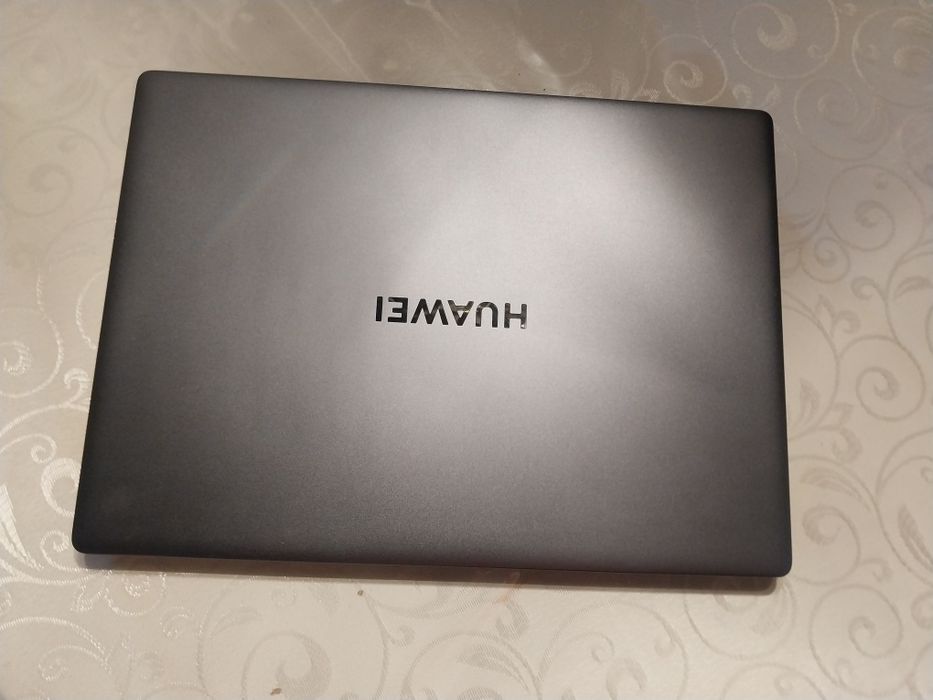 Huawei MateBook D14
