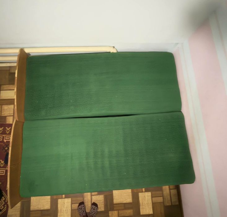 Продойотся кравать, крават сотилади