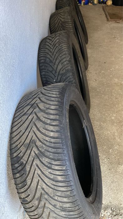 Set 4 anvelope iarnă Kleber Krisalp SUV 235/55 R18 ,stare excelenta