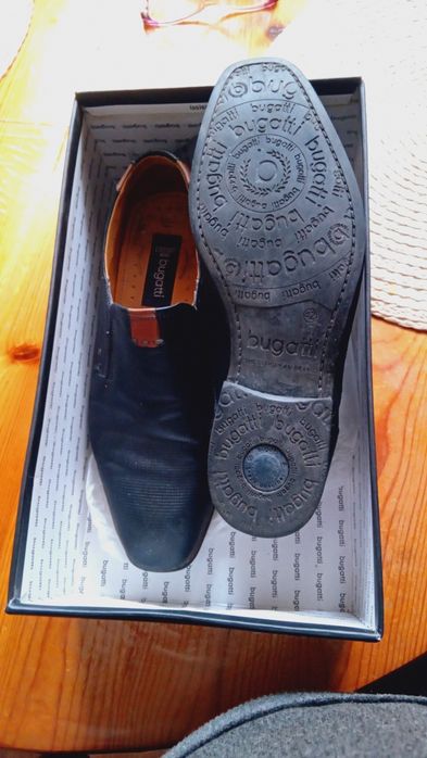 Мъжки черни обувки