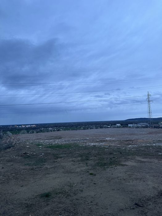 Продава се парцел на главен път