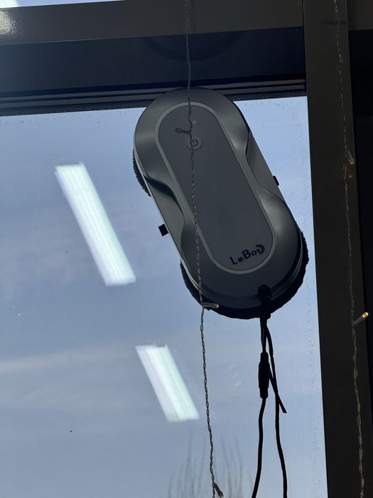 Робот для мытья окон Lebot | АРЕНДА