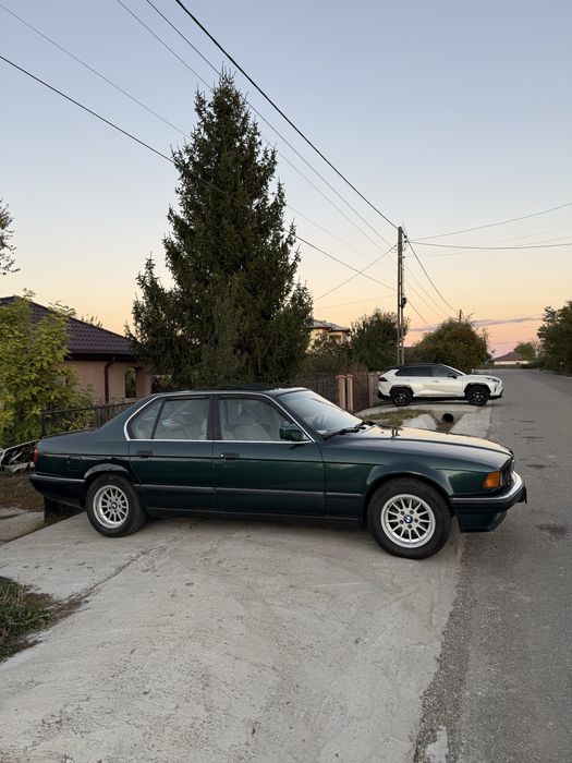 Bmw seria 7 E32  vehicul istoric