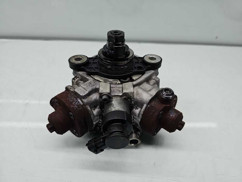 Pompa inalta presiune Volvo XC60 [Fabr 2008-2017] 31272896 2.0 D5204T2