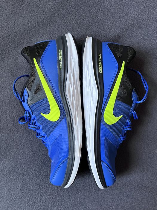 Adidas Nike dual Fusion x