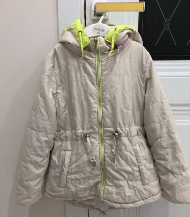 Срочно ветровка на 6-8 лет