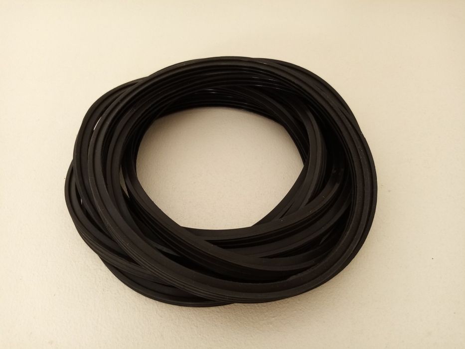 Garnitura de cauciuc termorezistent pt tuburi de inox. Diam 110 mm.
