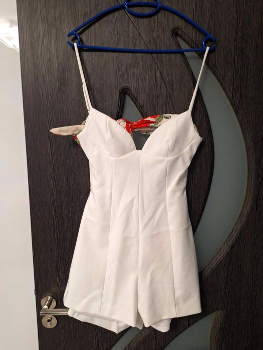 Salopeta eleganta firma Zara. Marimea S.