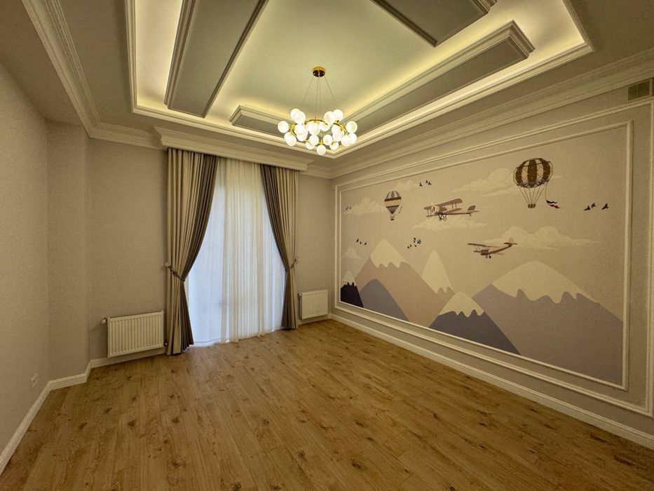 Ор-р: Центр Луначарский Продается Новый Евро дом 3,2.соток 550м2 7.ком