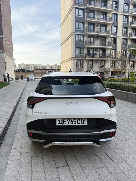 Kia Sportage  2023 bir qol 100% toza