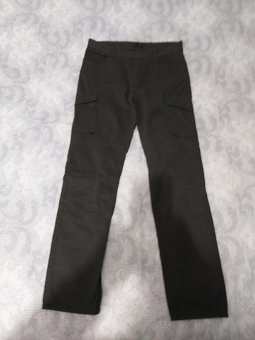 Pantaloni barbatesti,  marca H&M, mărimea 31