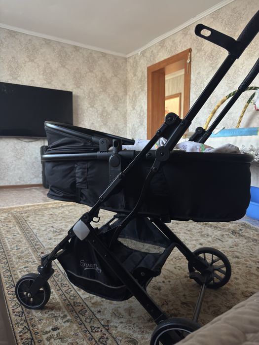 Коляка 2в1 б/у новое состояние