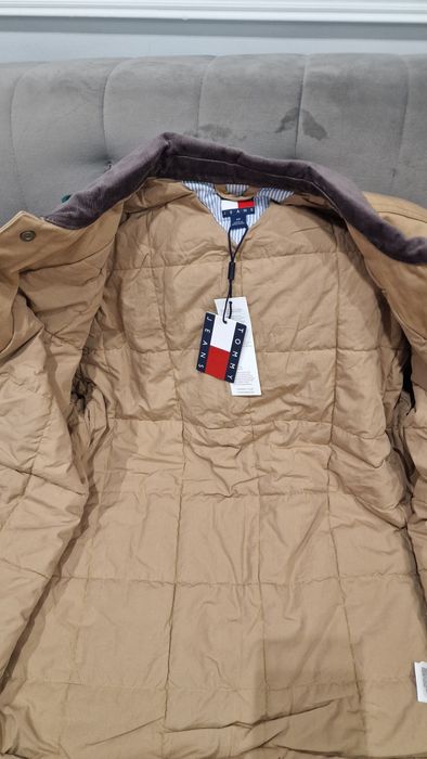 Продам новую куртку Tommy