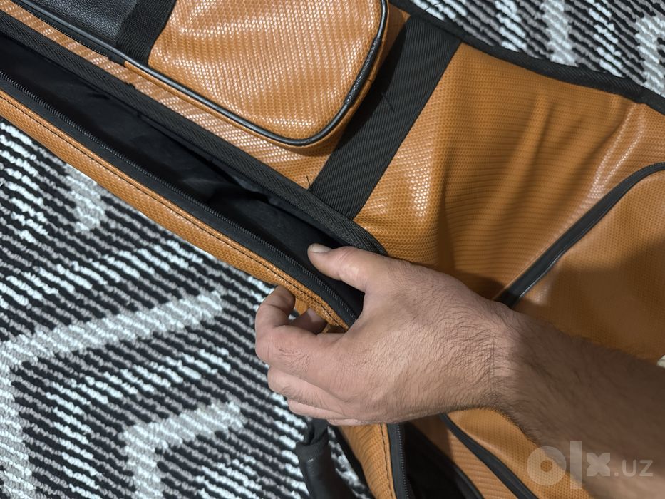 Classik gitara chexoli sotiladi. Продается чехол для гитары