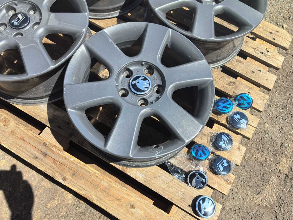 16 цола 5 х 112 мм Фолксваген / Шкода - 6,5 Инча / ЕТ 50