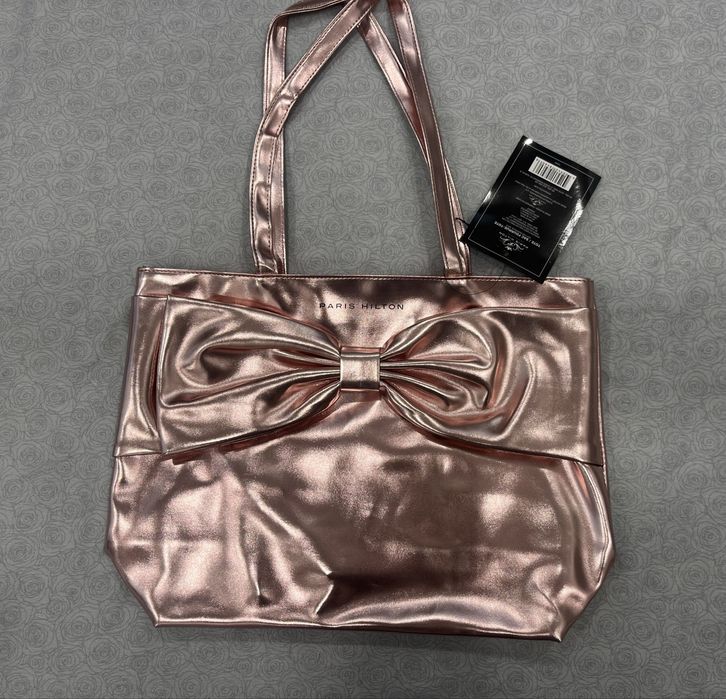 Дамска чанта Paris Hilton - нова