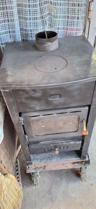 Камина Прити 10кв. Ползвана със водна ризана