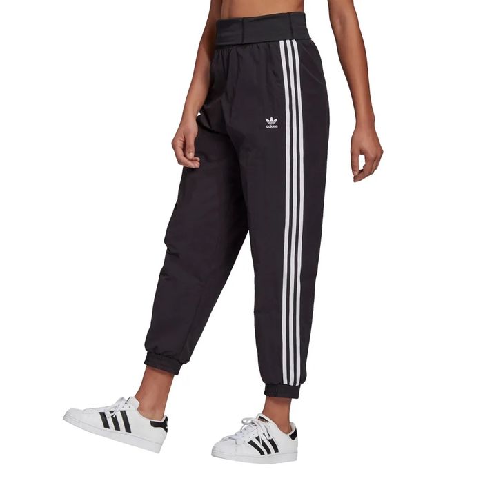 Ново Долнище анцуг Adidas Originals GN2868