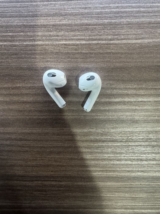 Airpods 3 рабочие .