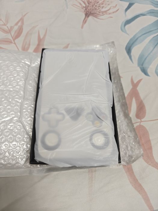 Consola portabila gaming R36 Ultra 2025