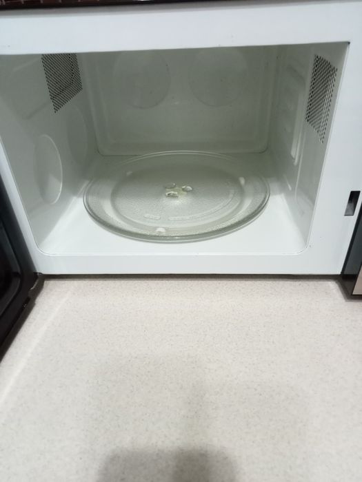 Продам микроволновку