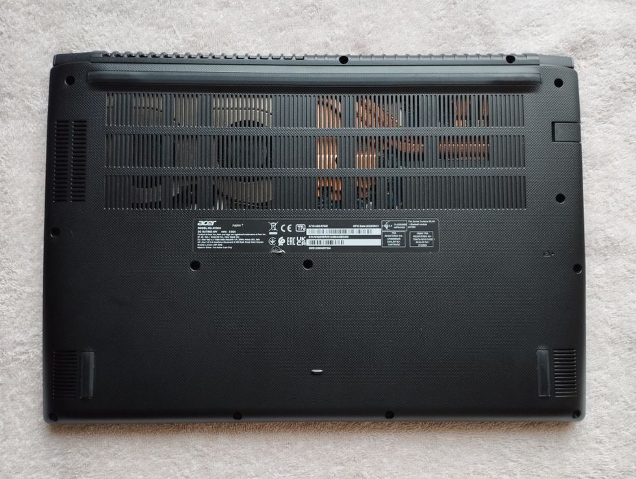 игровой ноутбук Acer Aspire 7