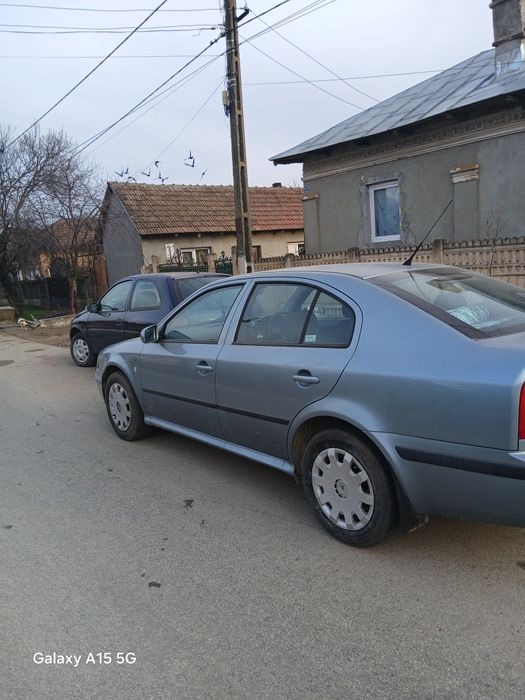 Vând  skoda octavia  mai multe detalii la telefon