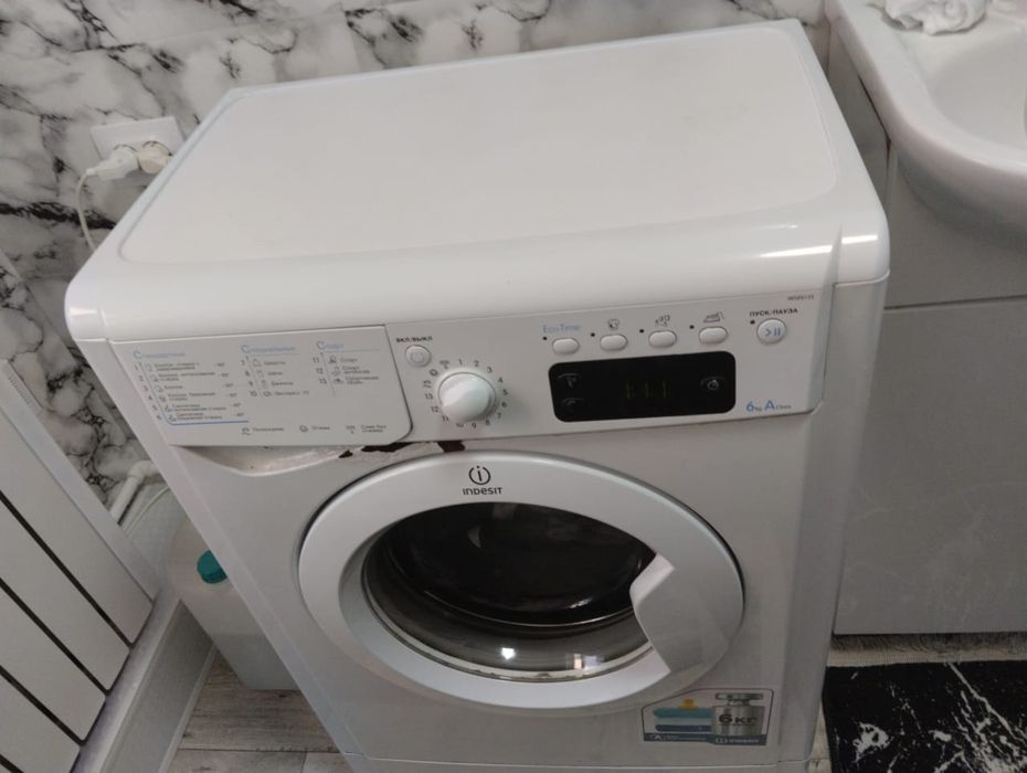 Стиральная машина  Индезит