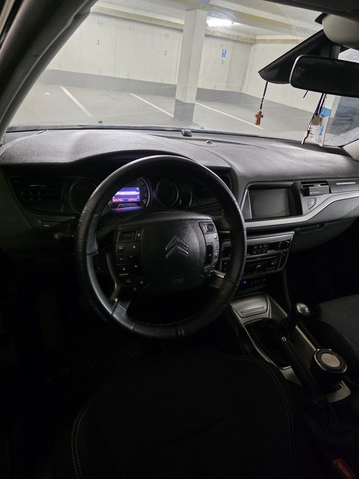 Vând Schimb Citroen C5 X7 2.0 HDI Euro 5