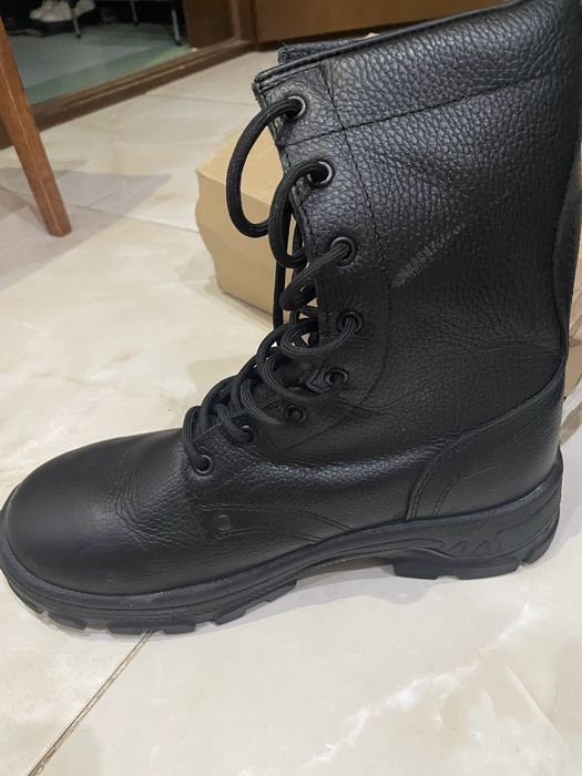 Продам берцы новые