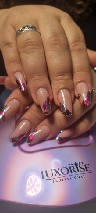 Unghii gel Constanta