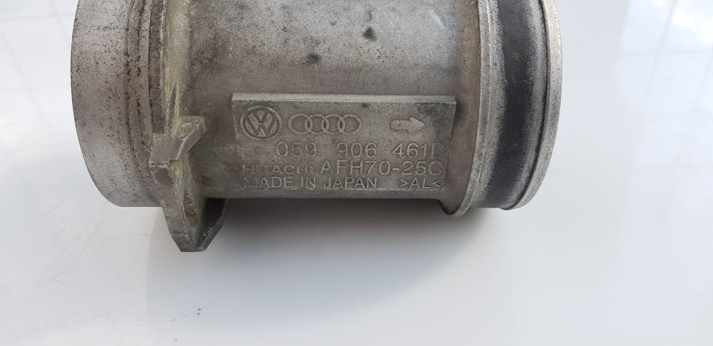 Debitmetru Aer Vw Passat B5.5 Audi A6 C5 Audi a4 B6 2.5 TDI 0599064610