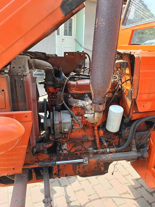 Tractor 445 Brașov