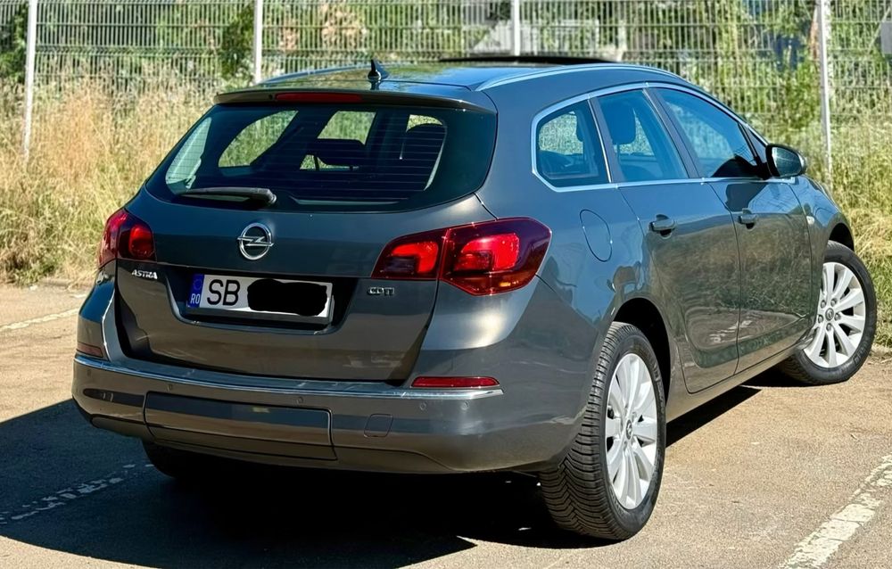 Opel Astra J Sports Tourer  Facelift , 2015, 2.0 CDTI 170cp , Euro 5, automat , LED, Navi mare 3D! Mokka Brown