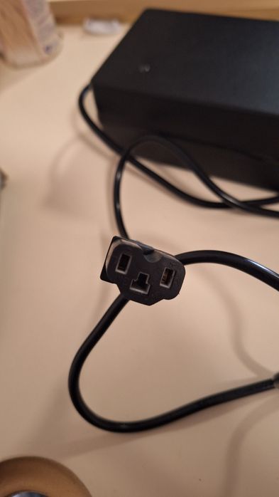 Зарядник для электроскутера 48v2ah